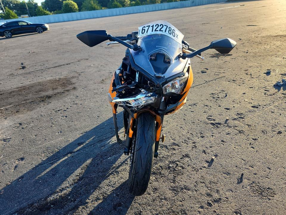 2025 Kawasaki Ex650 მანქანა იყიდება აუქციონზე, vin: ML5EXEP19SDAE3575, აუქციონის ნომერი: 67122786
