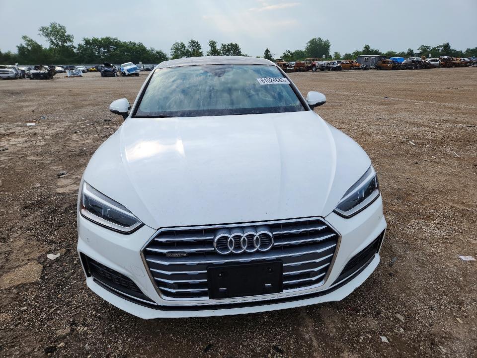 61524886 :رقم المزاد ، WAUENCF50JA135841 vin ، 2018 Audi A5 مزاد بيع