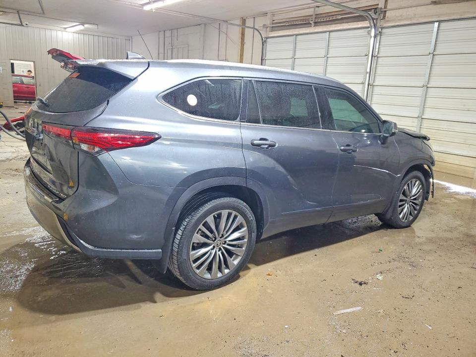 Продаж на аукціоні авто 2020 Toyota Highlander, vin: 5TDFZRBH7LS022845, номер лоту: 63792686