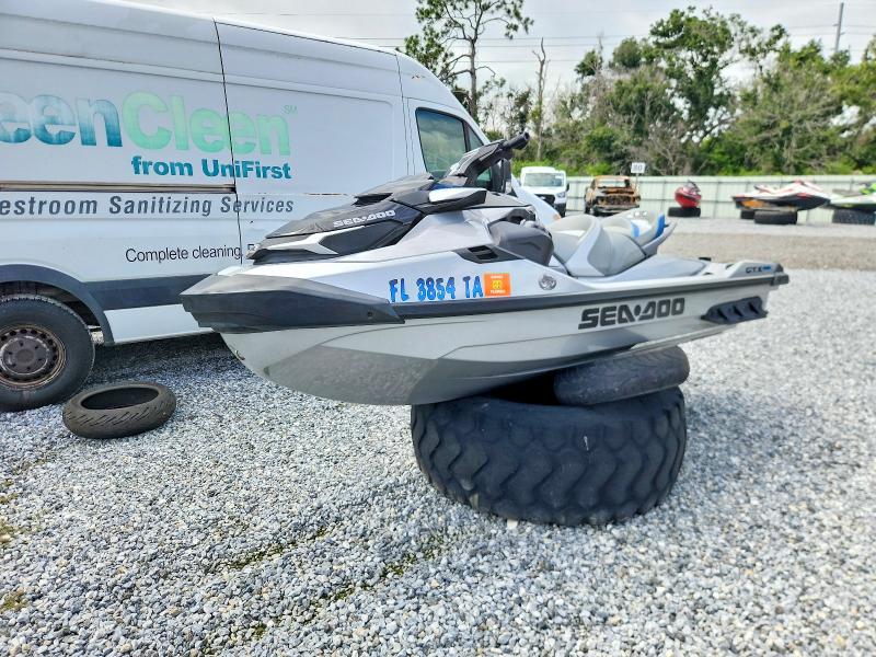 63753106 :رقم المزاد ، YDV73159D121 vin ، 2021 Sea Doo Jet Ski مزاد بيع