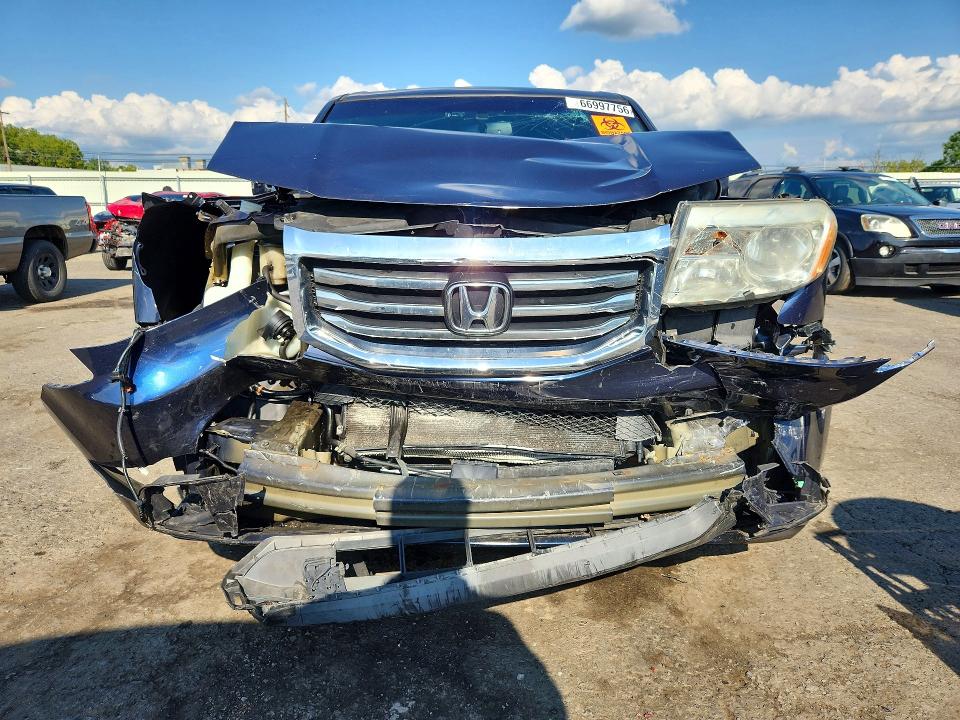 66997756 :رقم المزاد ، 5FNYF4H52FB070795 vin ، 2015 Honda Pilot مزاد بيع