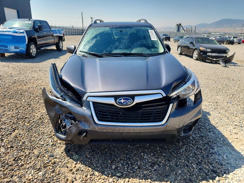 2020 Subaru Forester მანქანა იყიდება აუქციონზე, vin: JF2SKAJC5LH599096, აუქციონის ნომერი: 63339496