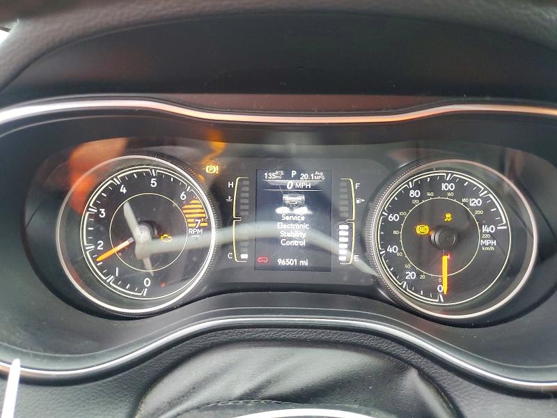 61761576 :رقم المزاد ، 1C4PJLCB9LD503145 vin ، 2020 Jeep Cherokee مزاد بيع