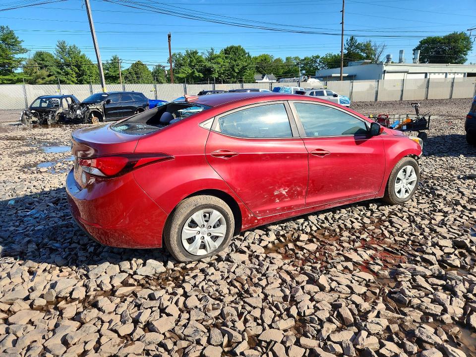 63553816 :رقم المزاد ، 5NPDH4AE9GH756404 vin ، 2016 Hyundai Elantra مزاد بيع