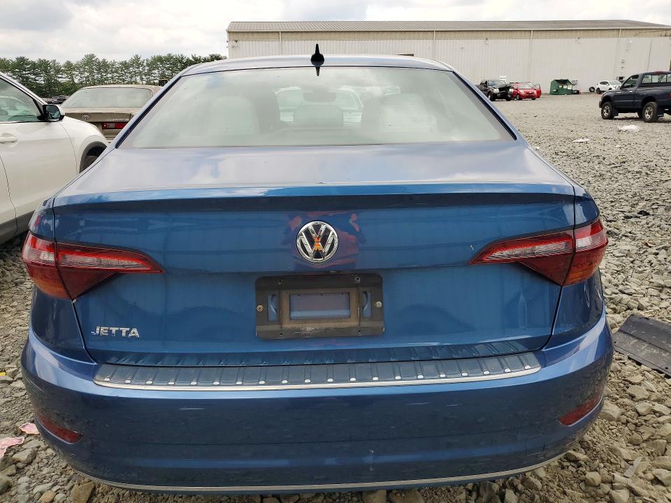 64483086 :رقم المزاد ، 3VWE57BU0KM167682 vin ، 2019 Volkswagen Jetta مزاد بيع