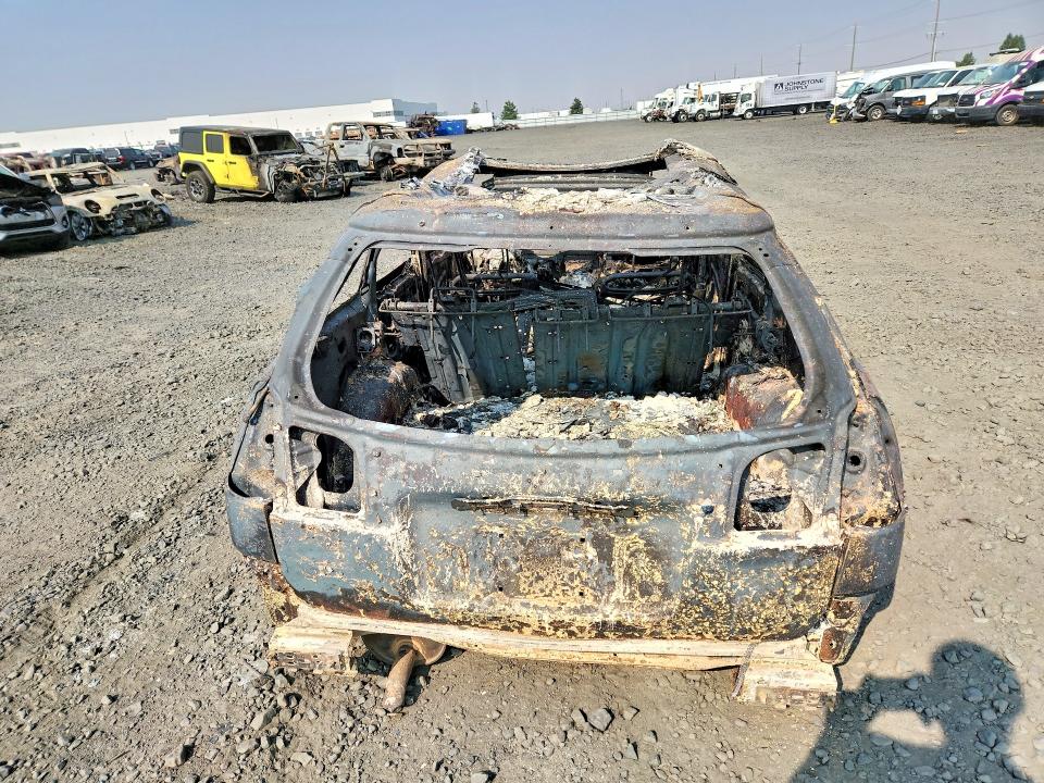 2000 Subaru Legacy მანქანა იყიდება აუქციონზე, vin: 4S3BH6864Y7624769, აუქციონის ნომერი: 64674436