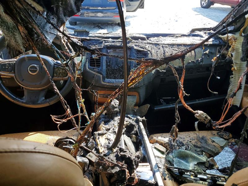 64056566 :رقم المزاد ، YV4A22PL0H1163552 vin ، 2017 Volvo Xc90 مزاد بيع