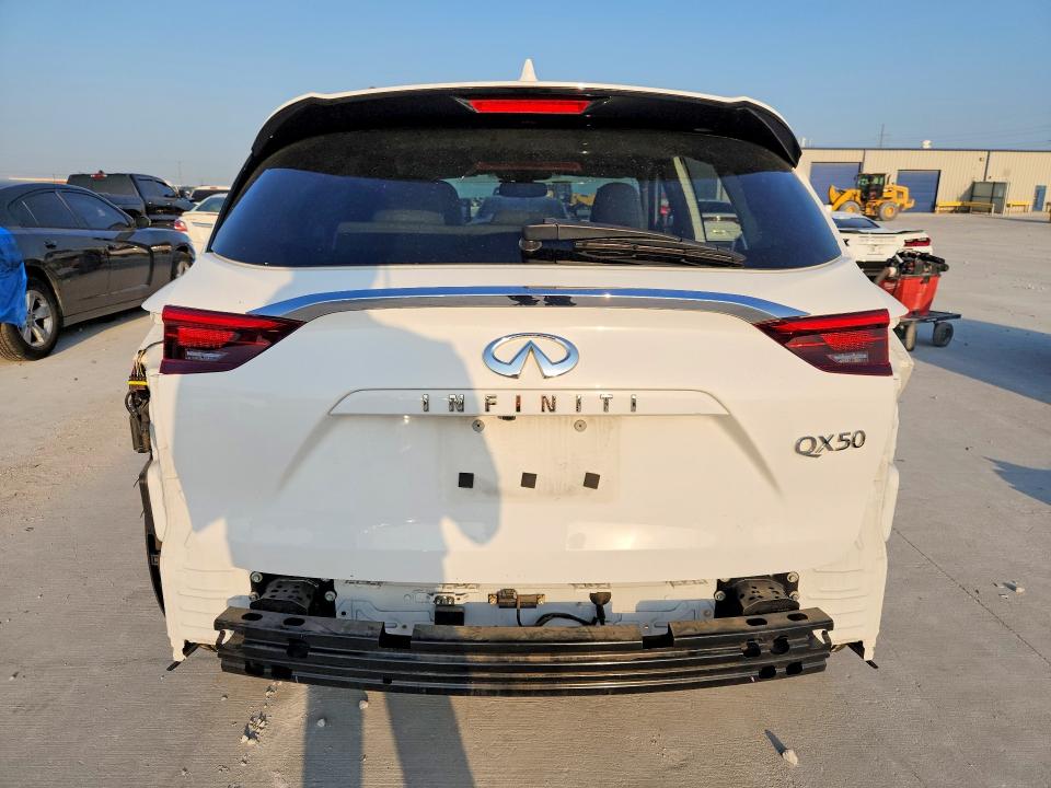 2020 Infiniti Qx50 მანქანა იყიდება აუქციონზე, vin: 3PCAJ5M12LF107882, აუქციონის ნომერი: 63773096