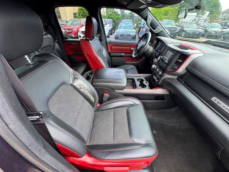 64145876 :رقم المزاد ، 1C6SRFET9KN906231 vin ، 2019 Ram 1500 مزاد بيع
