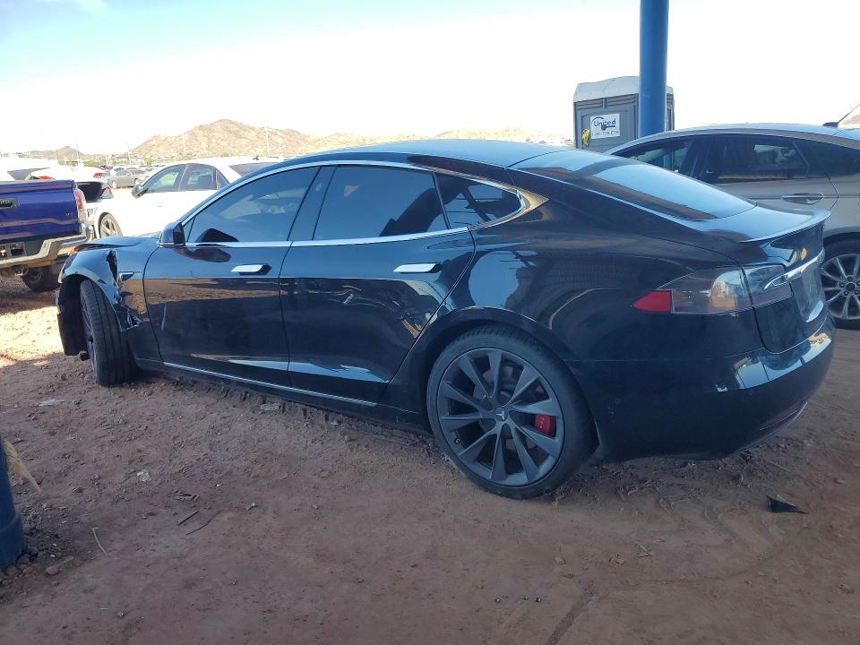 2020 Tesla Model S მანქანა იყიდება აუქციონზე, vin: 5YJSA1E41LF401487, აუქციონის ნომერი: 65662786