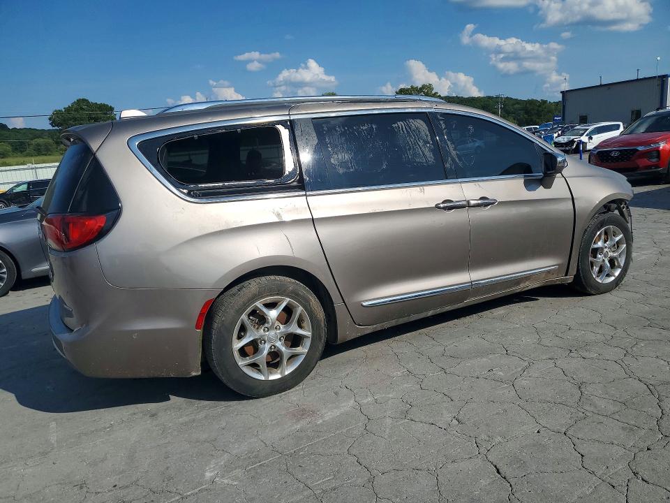 66840346 :رقم المزاد ، 2C4RC1GG7HR770608 vin ، 2017 Chrysler Pacifica مزاد بيع
