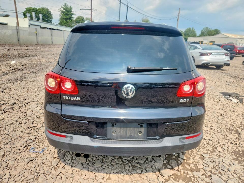 2011 Volkswagen Tiguan მანქანა იყიდება აუქციონზე, vin: WVGAV7AX7BW515440, აუქციონის ნომერი: 64512906