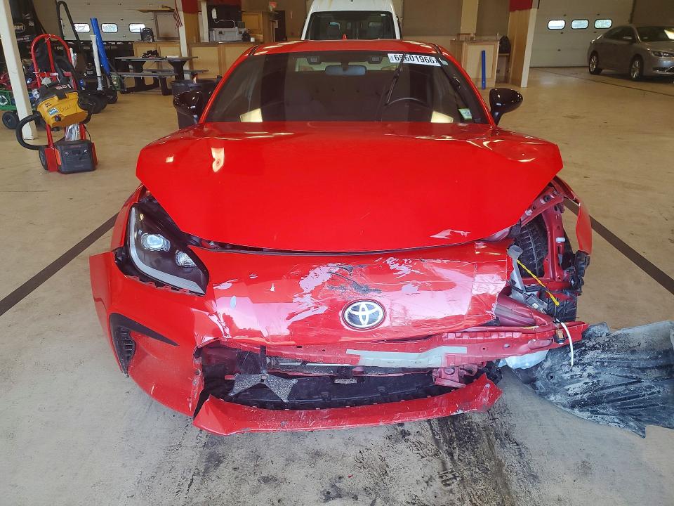 Продажа на аукционе авто 2022 Toyota Gr86, vin: JF1ZNBC14N8750685, номер лота: 65601966
