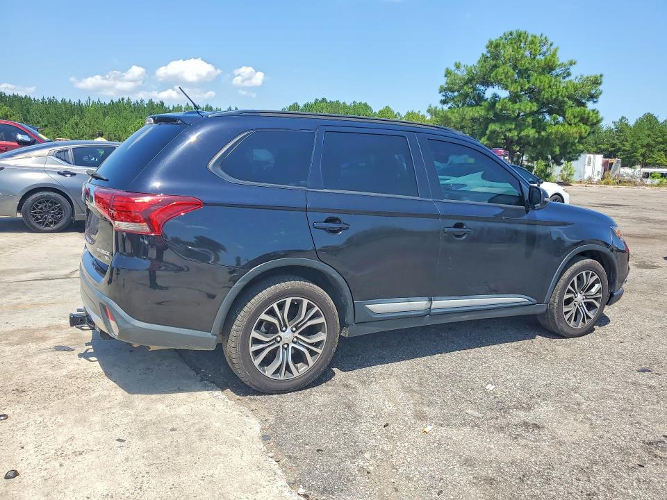 Продажа на аукционе авто 2016 Mitsubishi Outlander, vin: JA4AZ3A33GZ008050, номер лота: 65385146