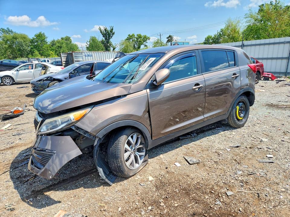 63114966 :رقم المزاد ، KNDPB3AC2F7696122 vin ، 2015 Kia Sportage مزاد بيع