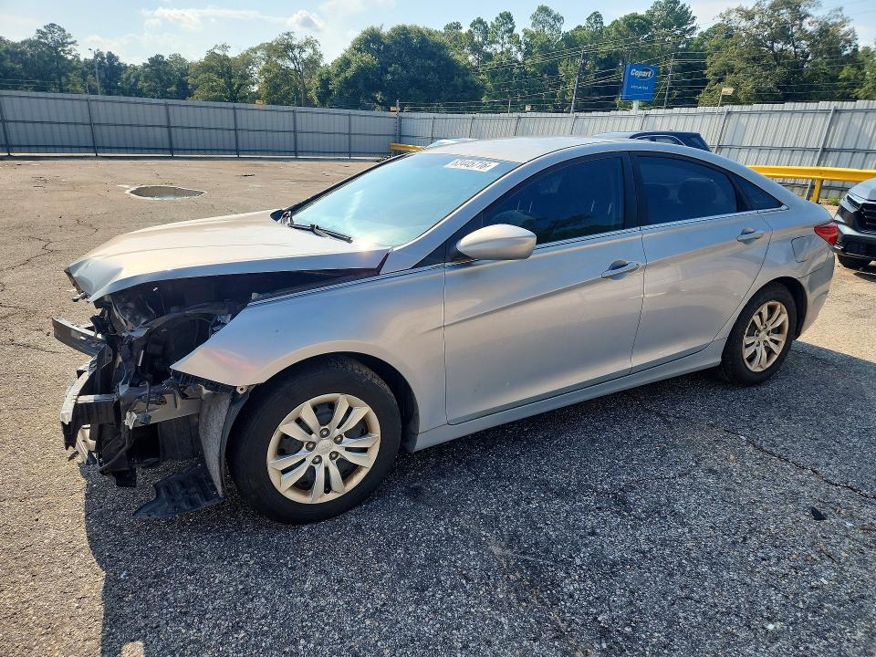 2013 Hyundai Sonata მანქანა იყიდება აუქციონზე, vin: 5NPEB4AC6DH552496, აუქციონის ნომერი: 63445716