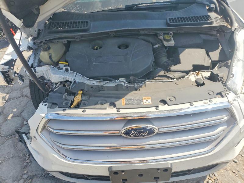 2017 Ford Escape მანქანა იყიდება აუქციონზე, vin: 1FMCU0G97HUC96737, აუქციონის ნომერი: 64441156