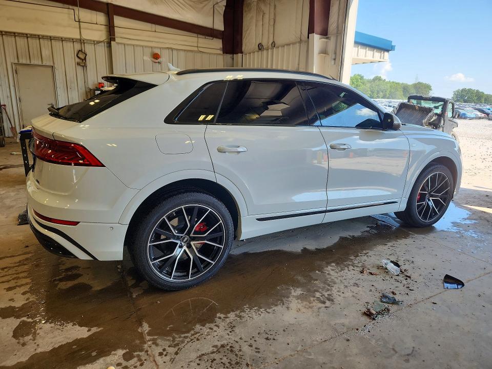 67081996 :رقم المزاد ، WA1EVBF16ND026454 vin ، 2022 Audi Q8 مزاد بيع