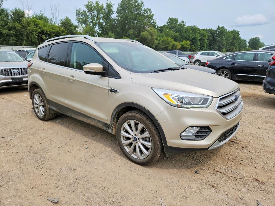 65018176 :رقم المزاد ، 1FMCU9JD1HUB78118 vin ، 2017 Ford Escape مزاد بيع