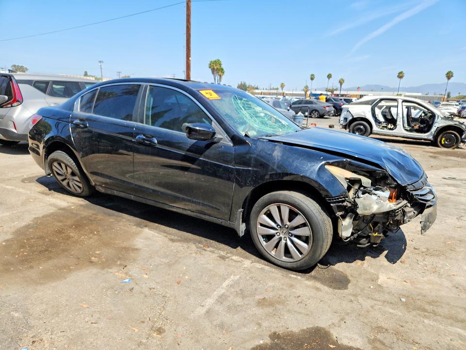 Продажа на аукционе авто 2011 Honda Accord, vin: 1HGCP2F80BA153025, номер лота: 63612846