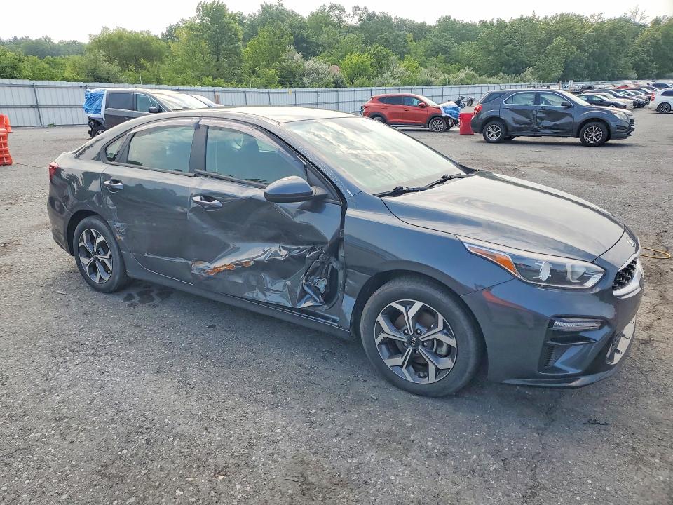 2019 Kia Forte მანქანა იყიდება აუქციონზე, vin: 3KPF24AD3KE080885, აუქციონის ნომერი: 64425336