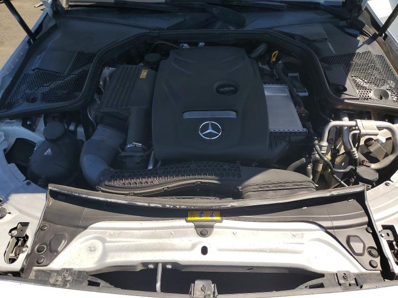 2016 Mercedes-benz C მანქანა იყიდება აუქციონზე, vin: 55SWF4JBXGU168402, აუქციონის ნომერი: 65052876