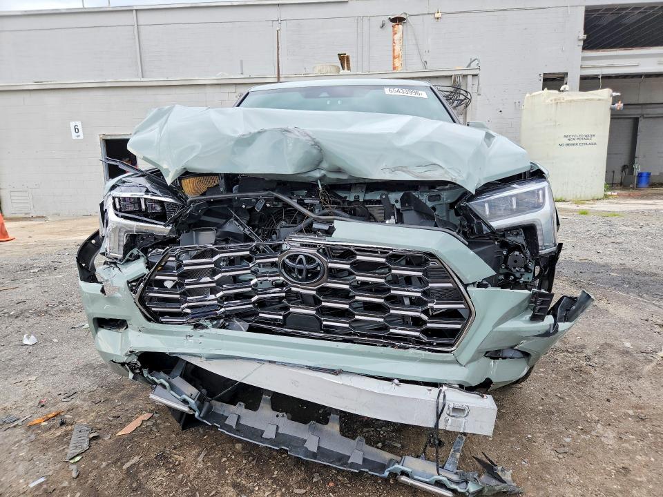 65433996 :رقم المزاد ، 7SVAAABA9TX073110 vin ، 2026 Toyota Sequoia مزاد بيع