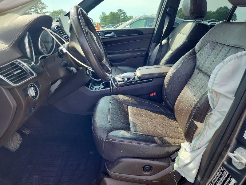 64537666 :رقم المزاد ، 4JGDF6EE1HA970738 vin ، 2017 Mercedes-benz Gls مزاد بيع