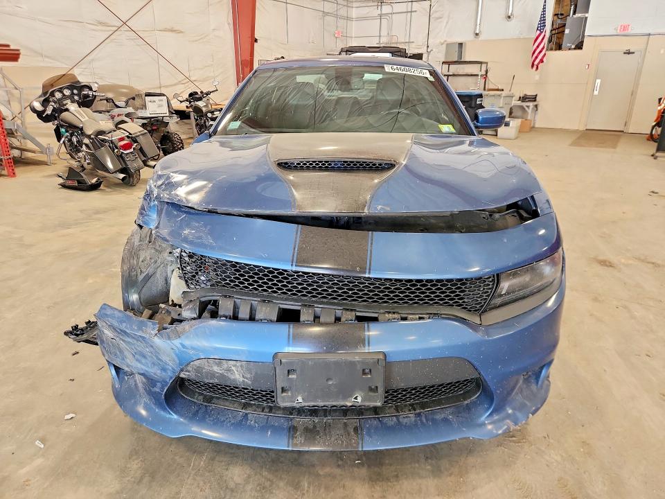 64608256 :رقم المزاد ، 2C3CDXMG2LH155641 vin ، 2020 Dodge Charger مزاد بيع