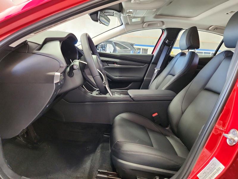 2026 Mazda 3 მანქანა იყიდება აუქციონზე, vin: JM1BPACL1T1867633, აუქციონის ნომერი: 65476216