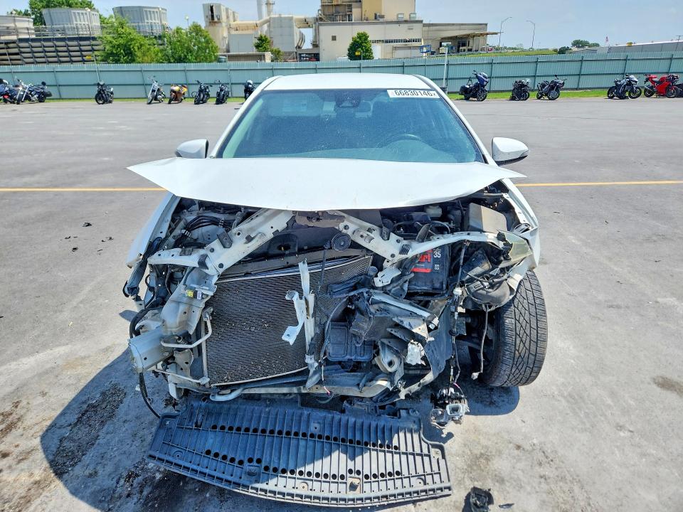 2017 Toyota Corolla მანქანა იყიდება აუქციონზე, vin: 5YFBURHE1HP726713, აუქციონის ნომერი: 66830146