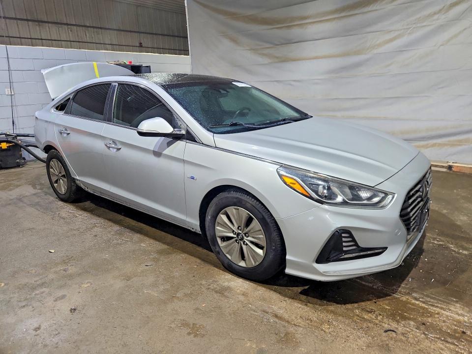 63279736 :رقم المزاد ، KMHE34L32JA086977 vin ، 2018 Hyundai Sonata Hybrid مزاد بيع