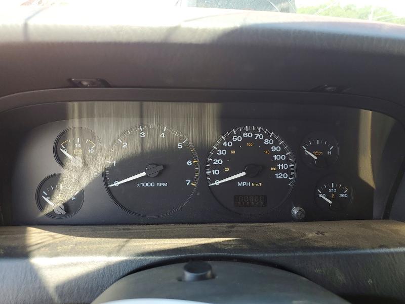 2004 Jeep Grand Cherokee მანქანა იყიდება აუქციონზე, vin: 1J4GX48S64C157618, აუქციონის ნომერი: 63748436