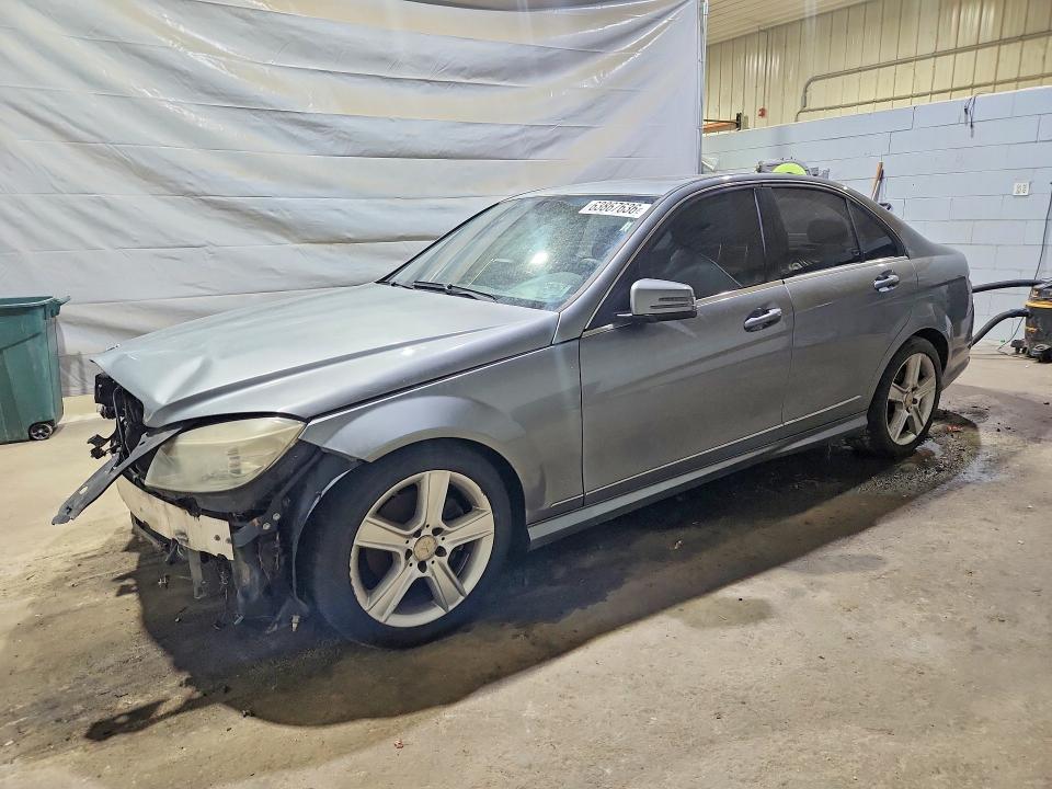 63867636 :رقم المزاد ، WDDGF8BB8AR122098 vin ، 2010 Mercedes-benz C مزاد بيع