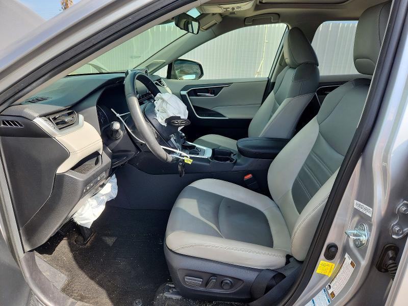 Продажа на аукционе авто 2019 Toyota Rav4, vin: JTMA1RFV5KD511515, номер лота: 63263136