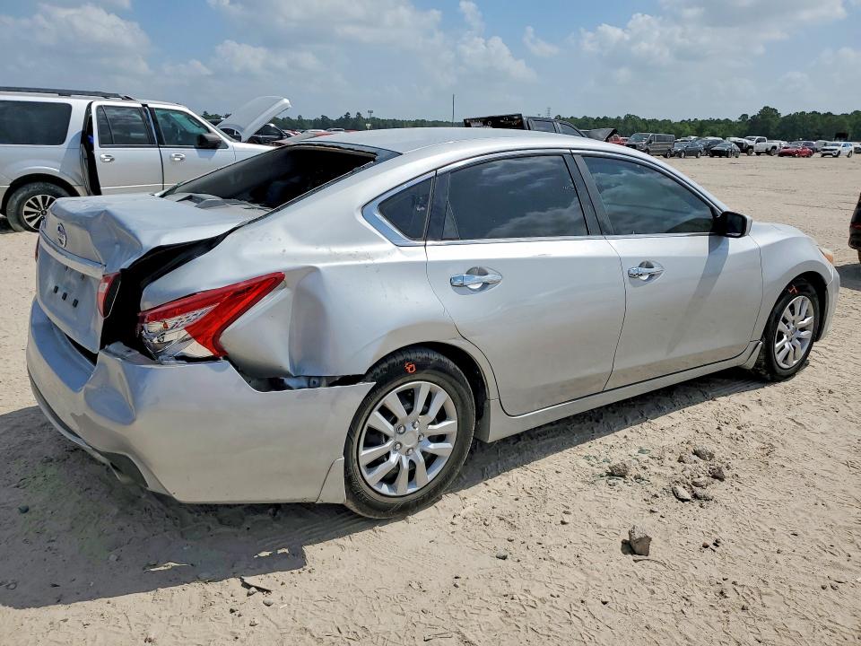 Auction sale of the 2017 Nissan Altima, vin: 1N4AL3AP7HN344485, lot number: 63678656