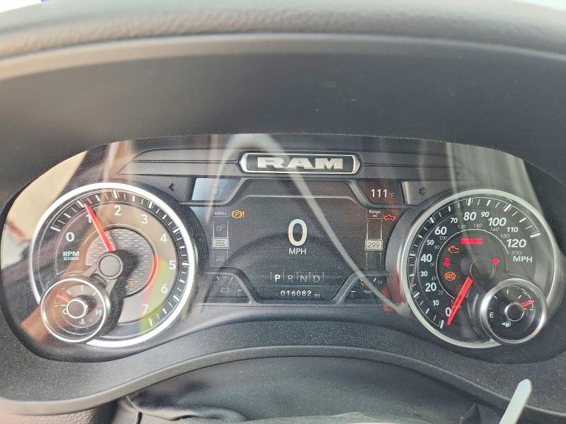 Продаж на аукціоні авто 2022 Ram 1500, vin: 1C6RRFBG8NN349533, номер лоту: 64024666