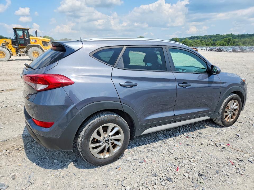 63622706 :رقم المزاد ، KM8J3CA48HU417087 vin ، 2017 Hyundai Tucson مزاد بيع
