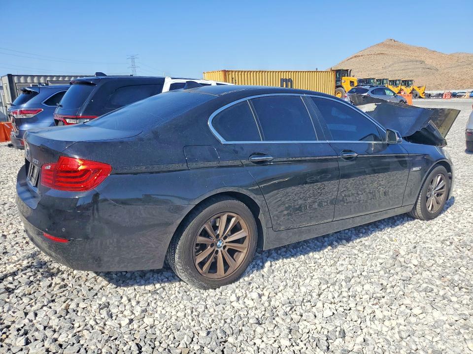 63757136 :رقم المزاد ، WBA5A5C56ED510664 vin ، 2014 Bmw 528 مزاد بيع