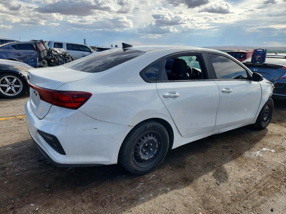 2019 Kia Forte მანქანა იყიდება აუქციონზე, vin: 3KPF24AD6KE104659, აუქციონის ნომერი: 65026716