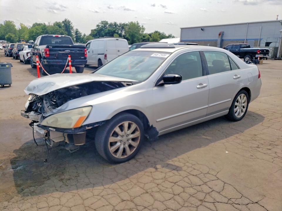 2006 Honda Accord მანქანა იყიდება აუქციონზე, vin: 1HGCM66516A025873, აუქციონის ნომერი: 64672936