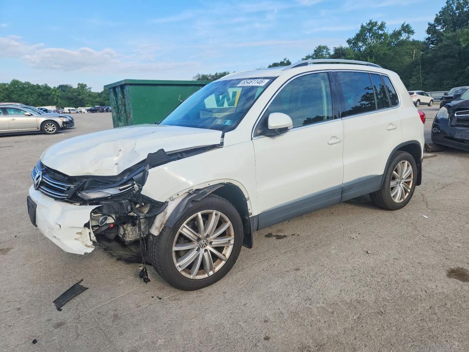 65461146 :رقم المزاد ، WVGBV7AX7FW583943 vin ، 2015 Volkswagen Tiguan مزاد بيع