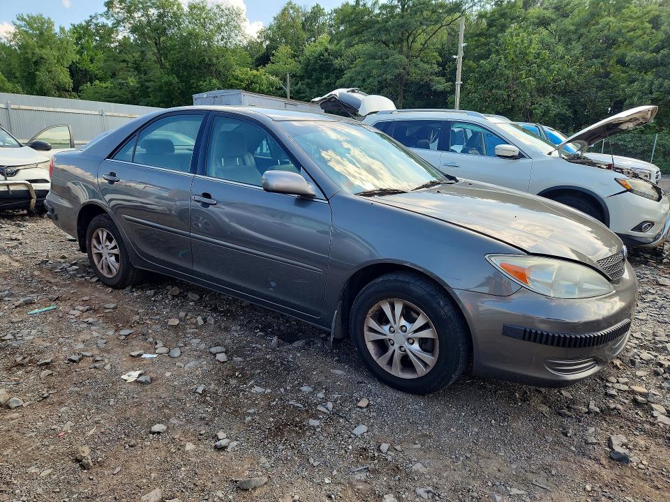 Продаж на аукціоні авто 2004 Toyota Camry, vin: 4T1BF32K14U587150, номер лоту: 64369856
