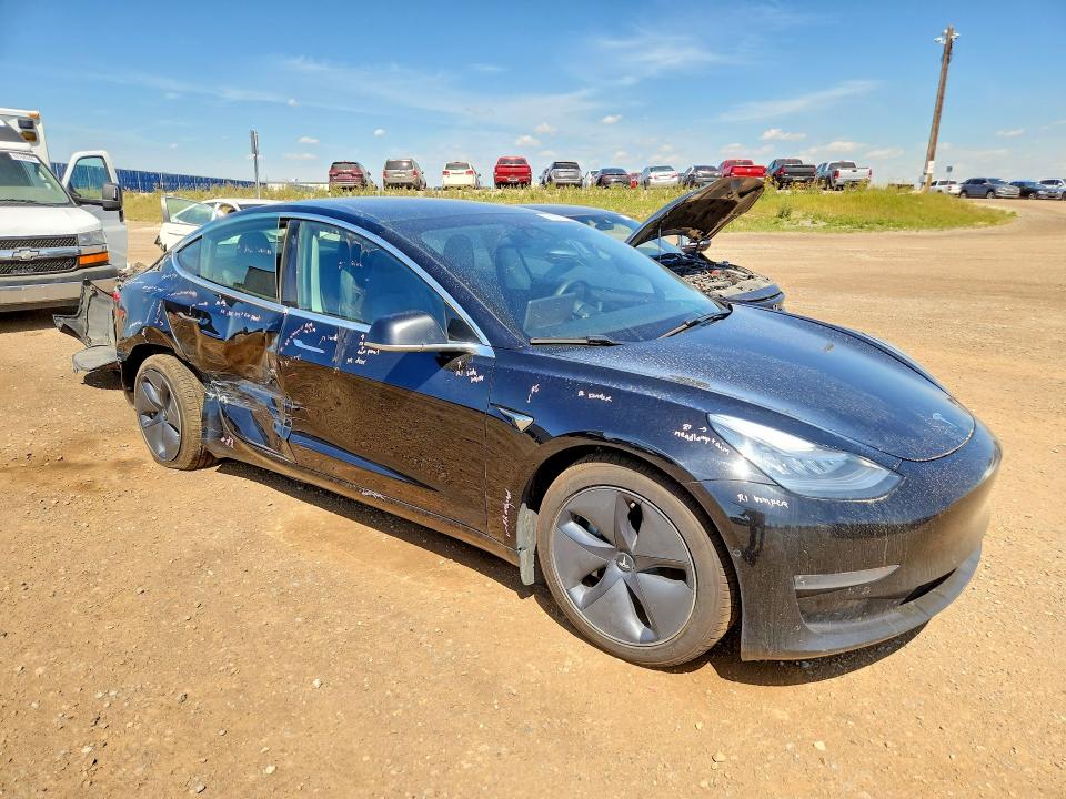 63200716 :رقم المزاد ، 5YJ3E1EB5LF738882 vin ، 2020 Tesla Model 3 مزاد بيع