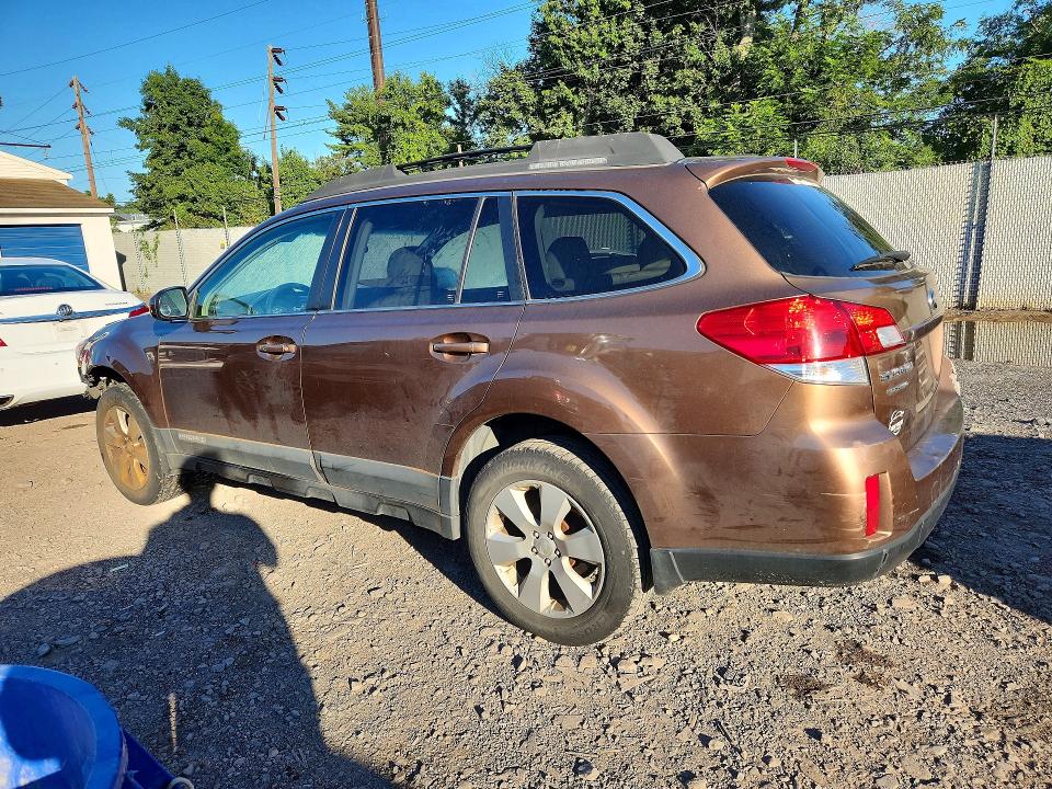 65866526 :رقم المزاد ، 4S4BRBCC8B3358265 vin ، 2011 Subaru Outback مزاد بيع