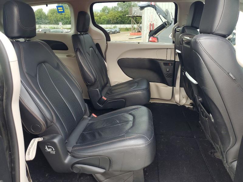 65099106 :رقم المزاد ، 2C4RC1EGXHR837673 vin ، 2017 Chrysler Pacifica مزاد بيع