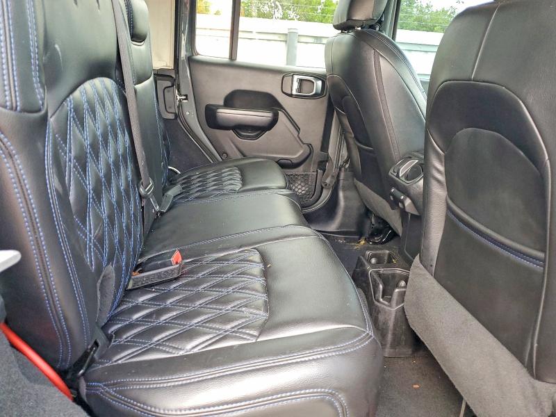 2018 Jeep Wrangler Unlimited მანქანა იყიდება აუქციონზე, vin: 1C4HJXDG5JW319621, აუქციონის ნომერი: 63824906
