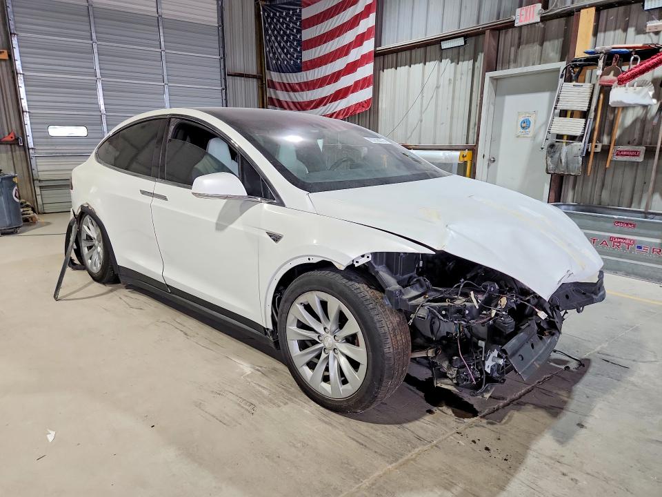 2016 Tesla Model X მანქანა იყიდება აუქციონზე, vin: 5YJXCBE49GF016562, აუქციონის ნომერი: 65206076