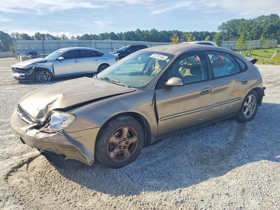 65791956 :رقم المزاد ، 1FAFP53U32A215876 vin ، 2002 Ford Taurus مزاد بيع
