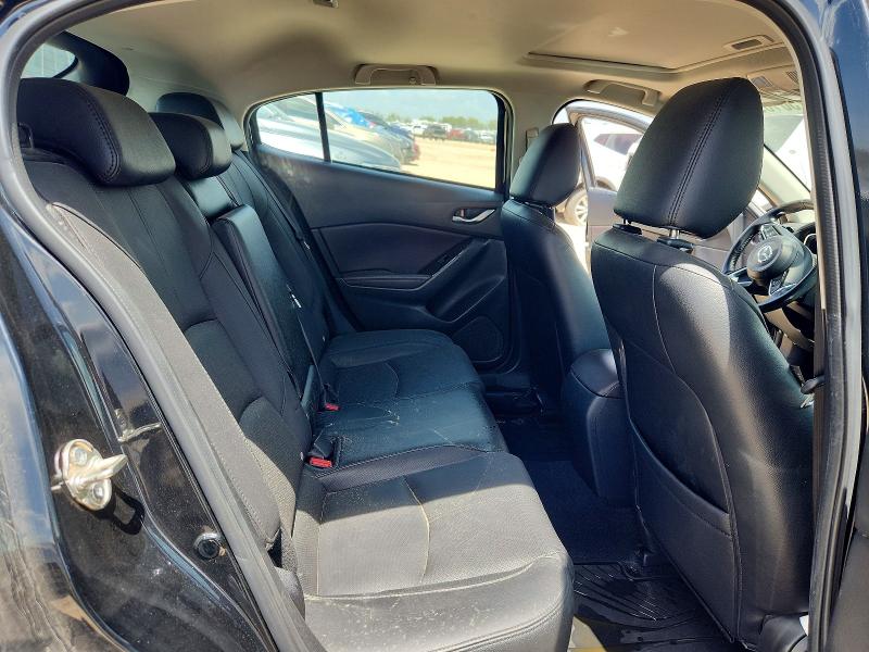 67301696 :رقم المزاد ، 3MZBN1M37HM130674 vin ، 2017 Mazda 3 مزاد بيع